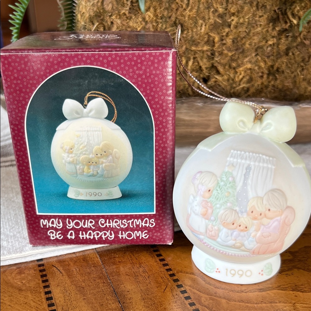 Precious Moments May Your Christmas Be a Happy Home 1990 Holiday Ornament